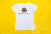 Белые футболки с логотипом «ARGANA BEAUTY»